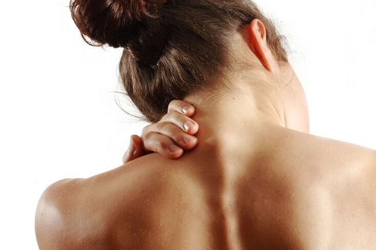 pain in the upper back