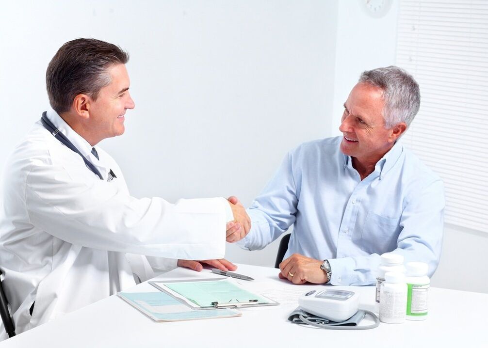 consultation with a doctor about hip arthritis